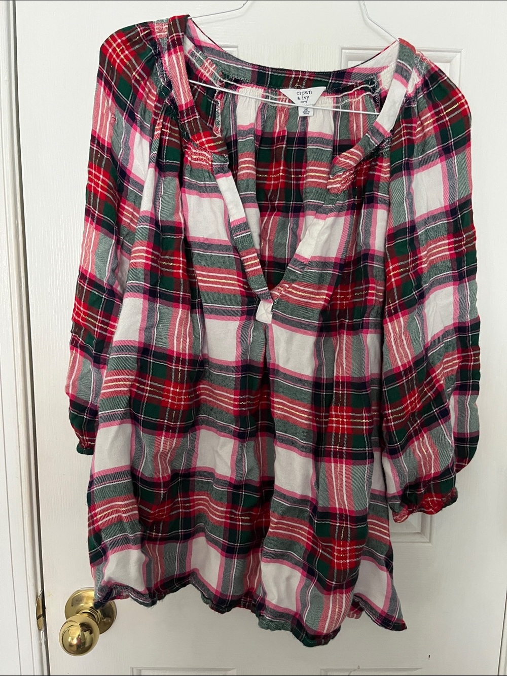 crown & ivy Red and Green Plaid Peasant Tunic Top, flannel material